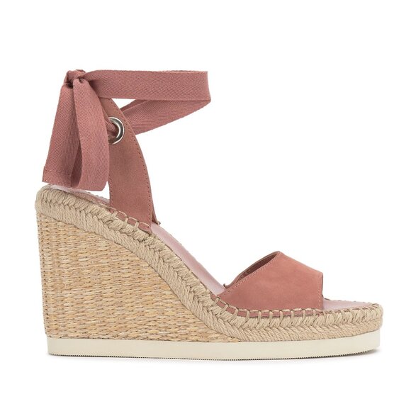 Vince Camuto Bendsen Wedge Sandal - Picture 3 of 7